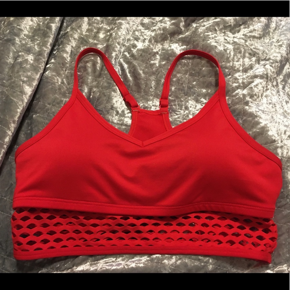 2/$25 Pink by Victoria’s Secret ultimate sports bra